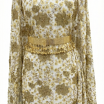 قماش ذهبي مزخرف